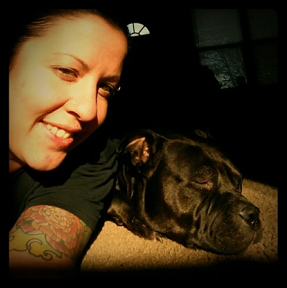 Meet your Posher, Lisa - Picture 2 of 2